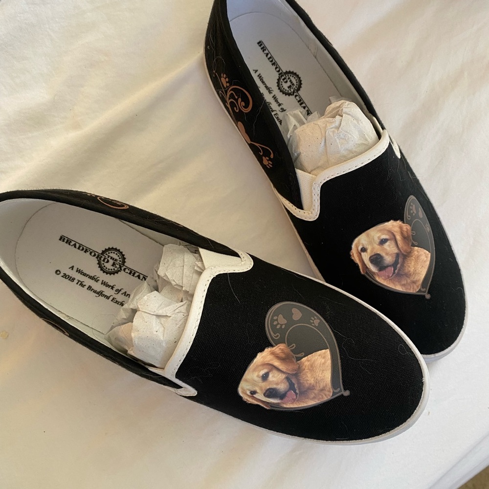 Limited edition Bradford exchange golden retriever shoes